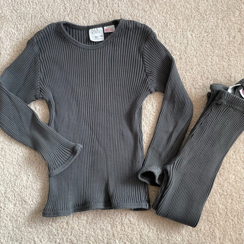 Zara ribbed top size 3/4 and leggings size 4/5 set